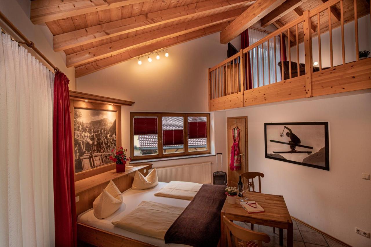 Hotel-Gasthof Der Wiesengrund Bad Hindelang Esterno foto